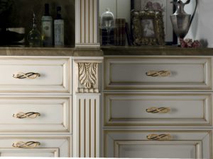 classic kitchen cabinets