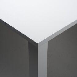FLY WHITE TABLE 3